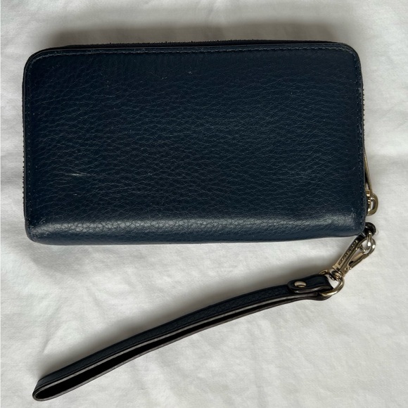 Michael Kors leather wallet - Picture 2 of 3